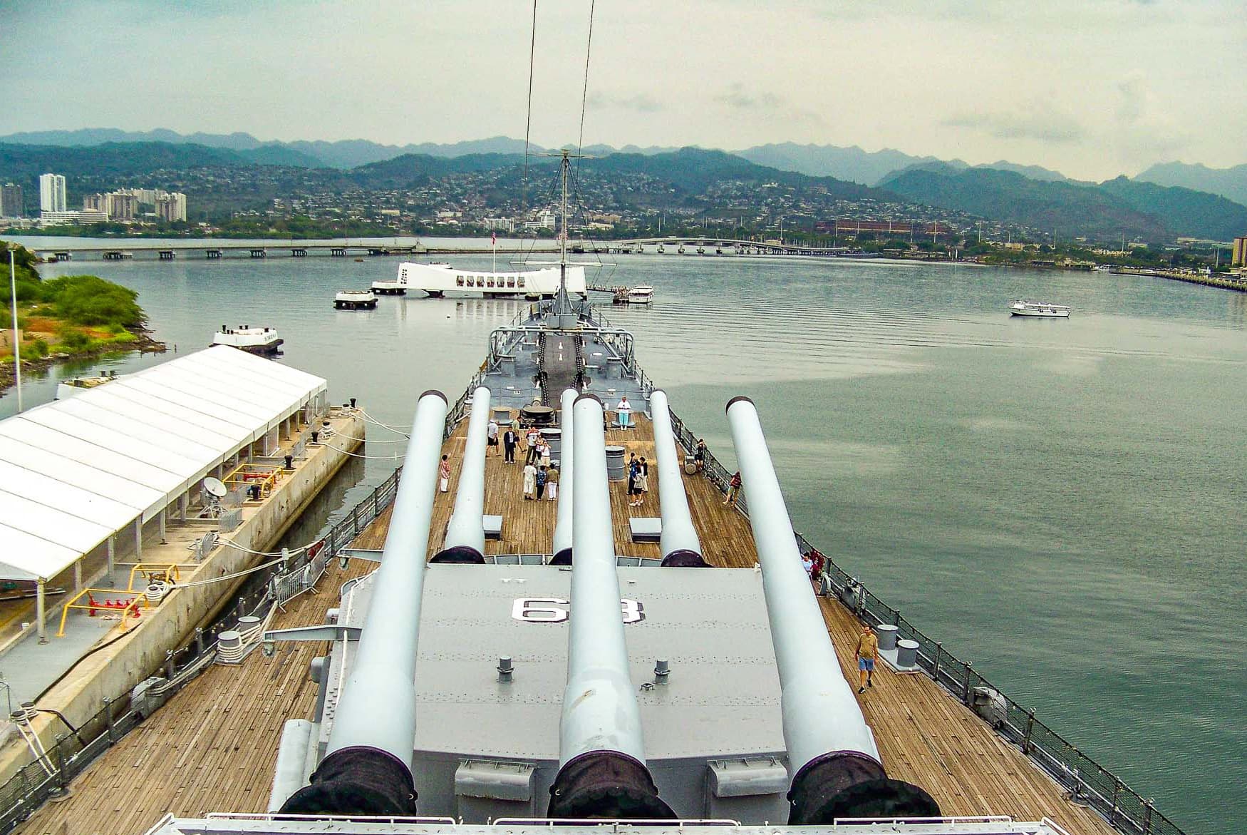 Best Oahu Hawaii Tour Battleship Missouri at Pearl Harbor