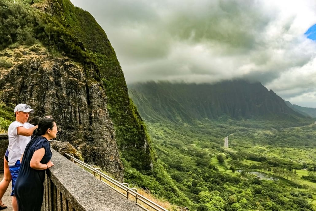 Nuuanu Valley Lookout Visitors