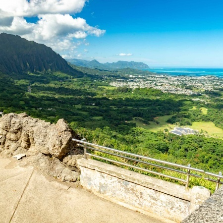 The expansive east side of Oahu seen from Nuuanu Pali