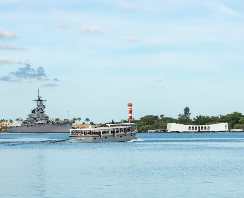 Pearl Harbor Visitor Center Navy Tender USS Missouri and Arizona Memorial Oahu