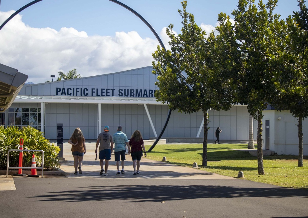 pacific fleet submarine museum pathway