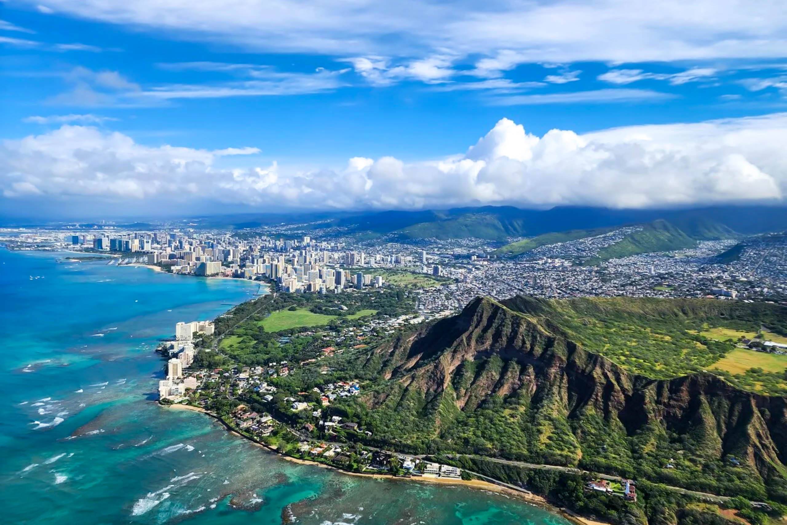 rainbowhelicopters jayman built hawaii incentive group royal crown helicopter diamond head from above