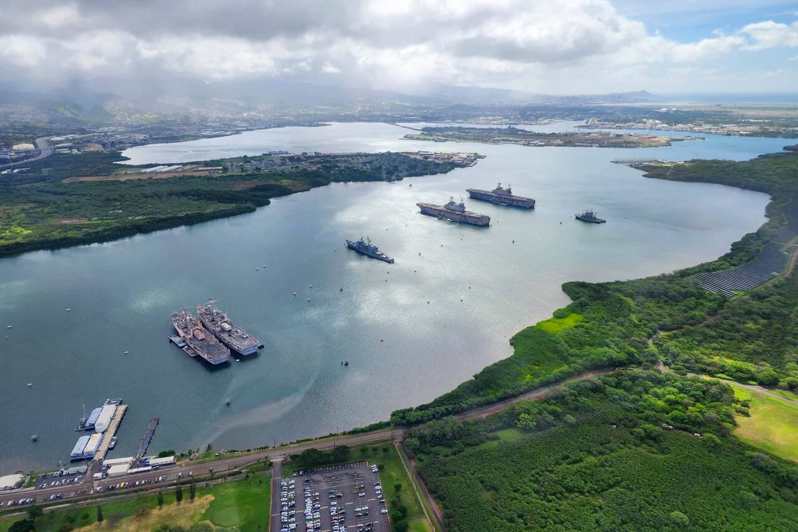 rainbowhelicopters jayman built hawaii incentive group royal crown helicopter view from above
